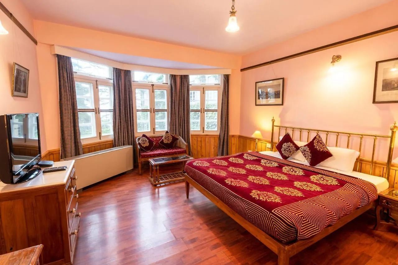 Hotel Woodpark Shimla Resort